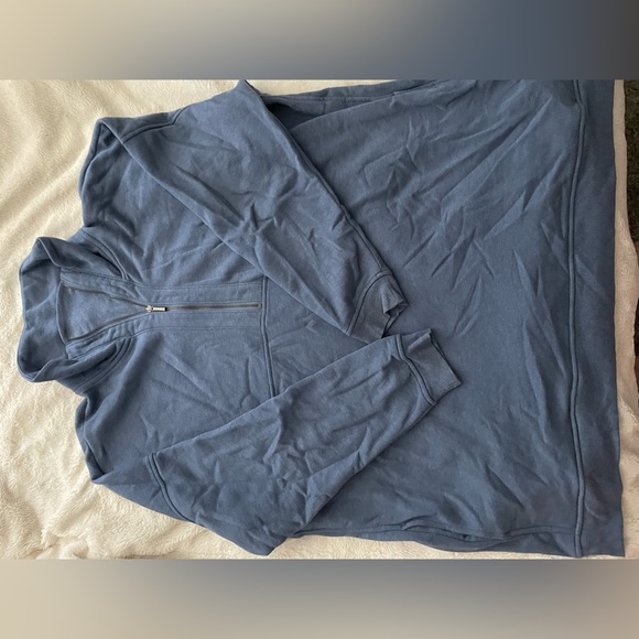 Half zip sweatshirt - Picture 2 of 3